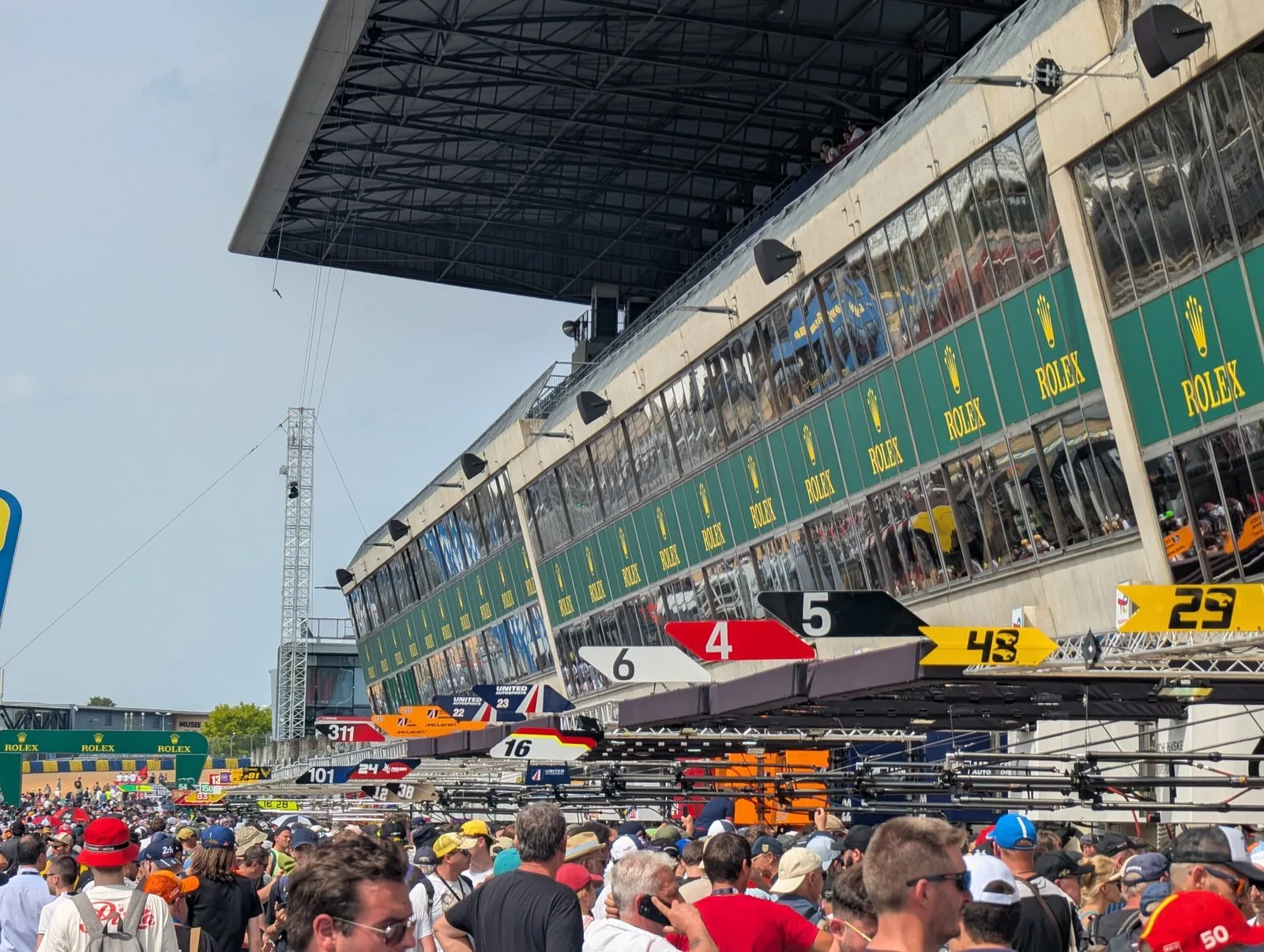 Le circuit vu des tribunes